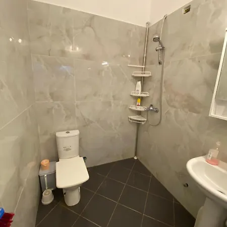 Aura - Apartmán Golem (Tirana)